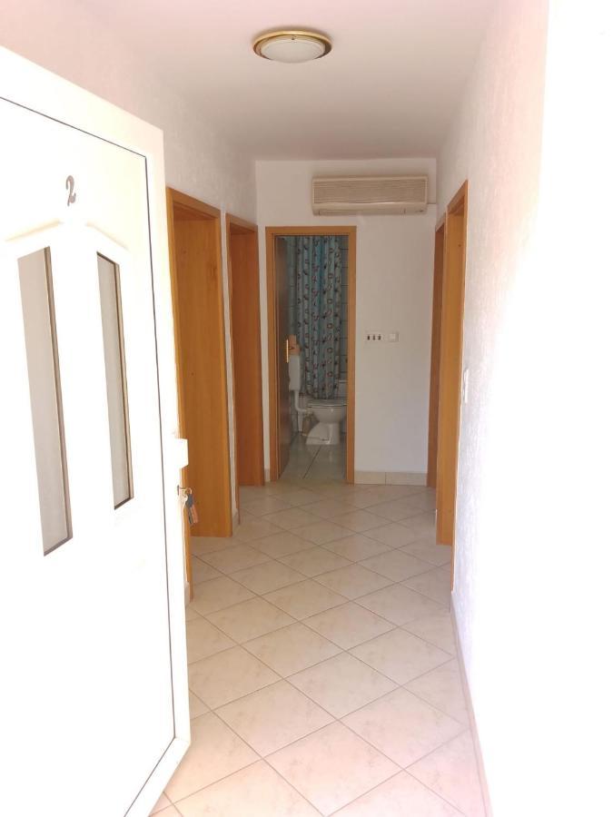 Apartman Tomic - Copacabana Beach 오크루그고른지 외부 사진